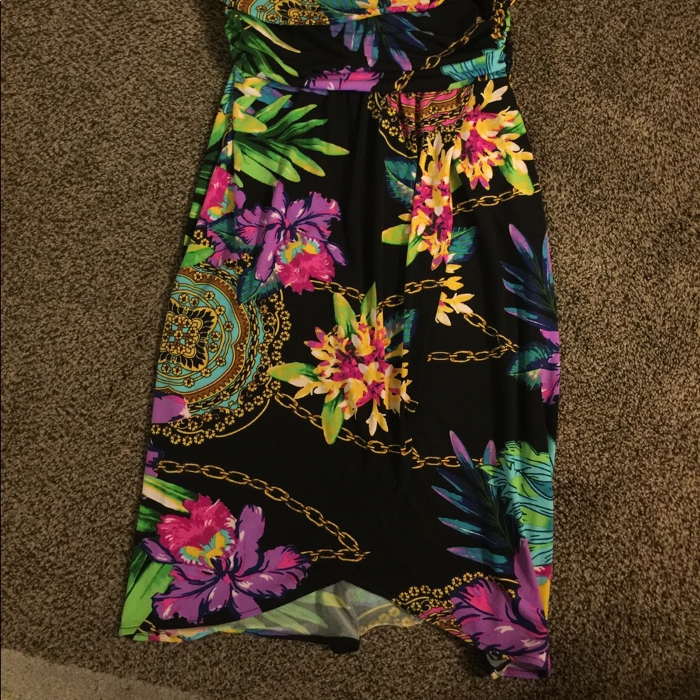 ❌❌❌SOLD❌❌❌Strapless Dress - Picture 2 of 2